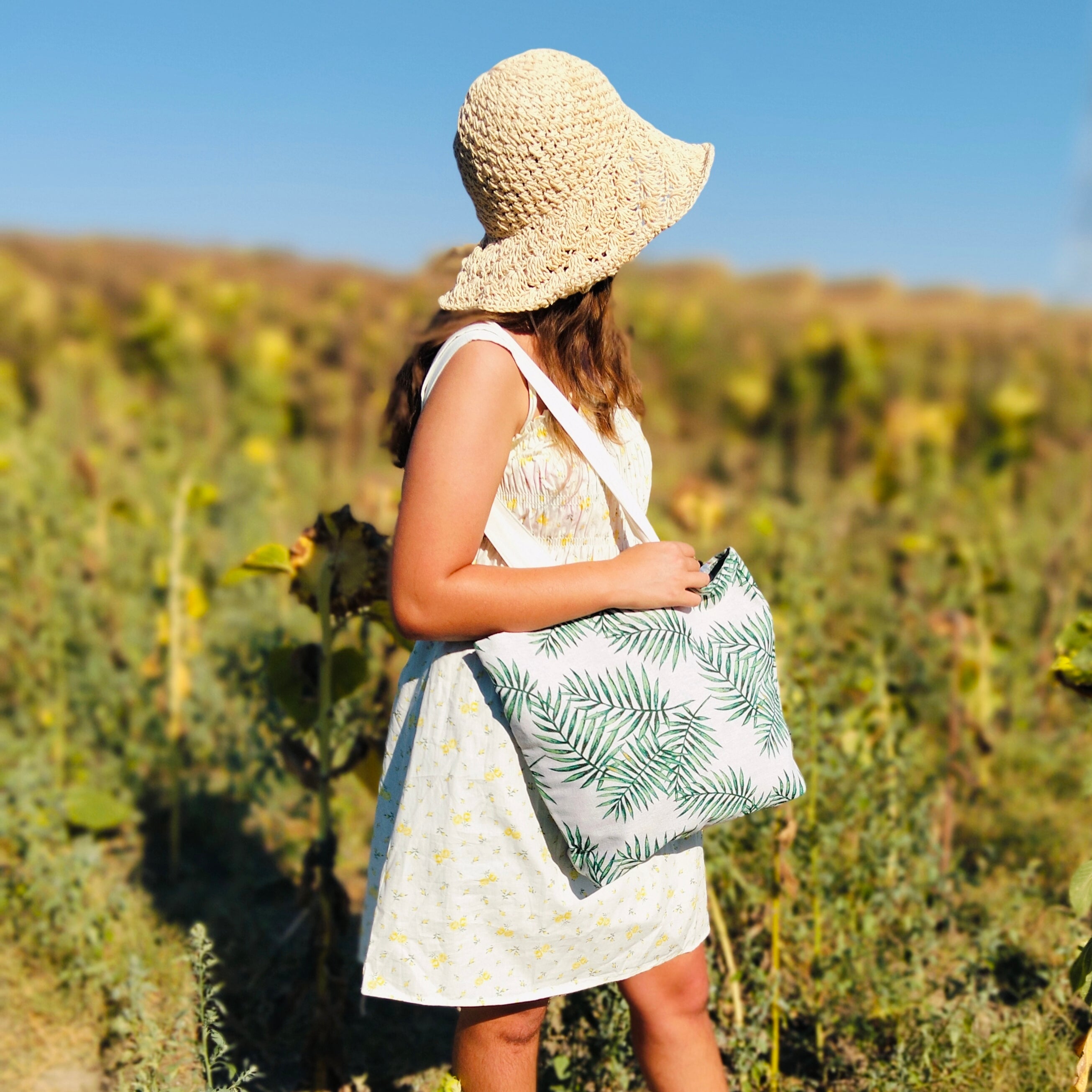 Tote Bag With Print Of Leaves
