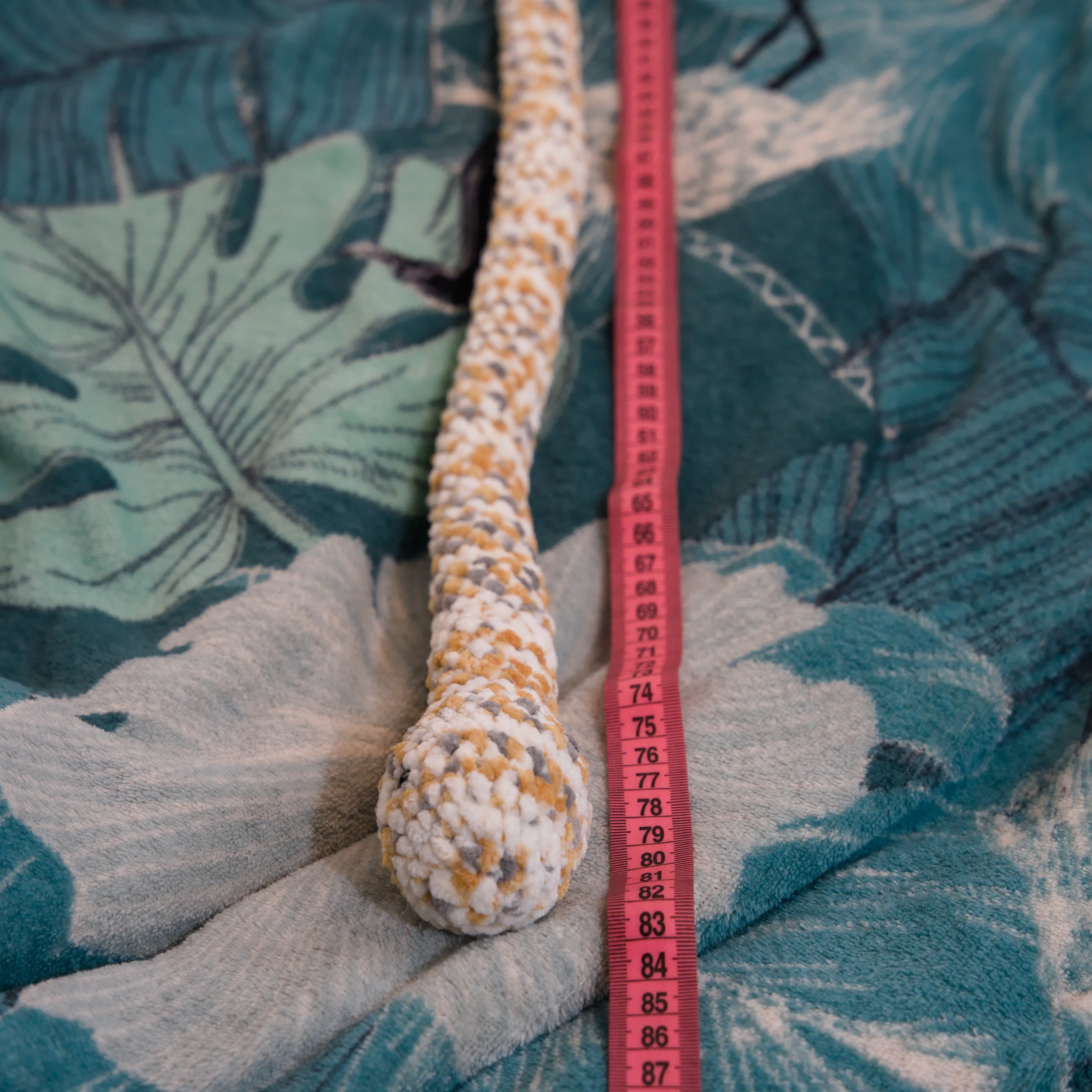 "Pretzel" Snake