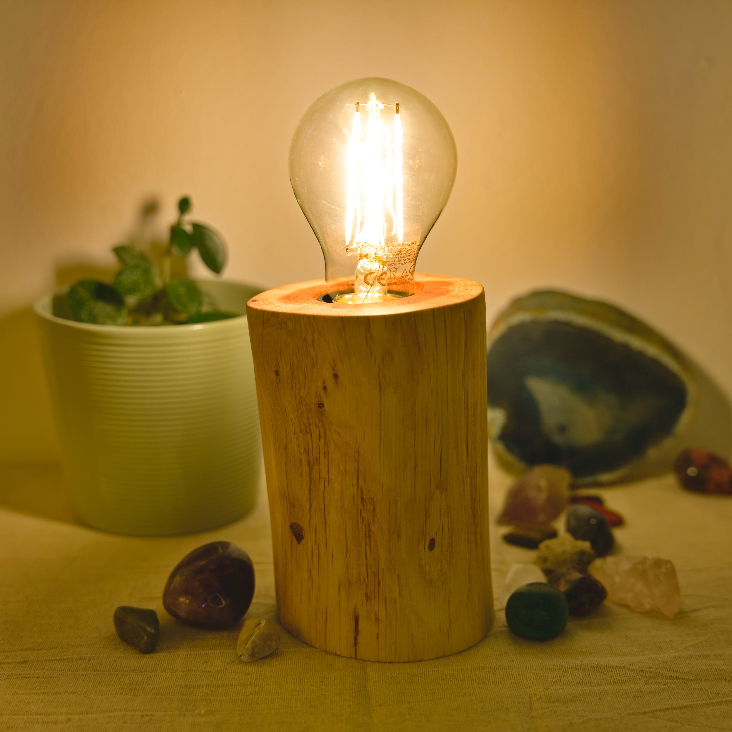 Beech Wood Oval Table Lamp – Natural Finish
